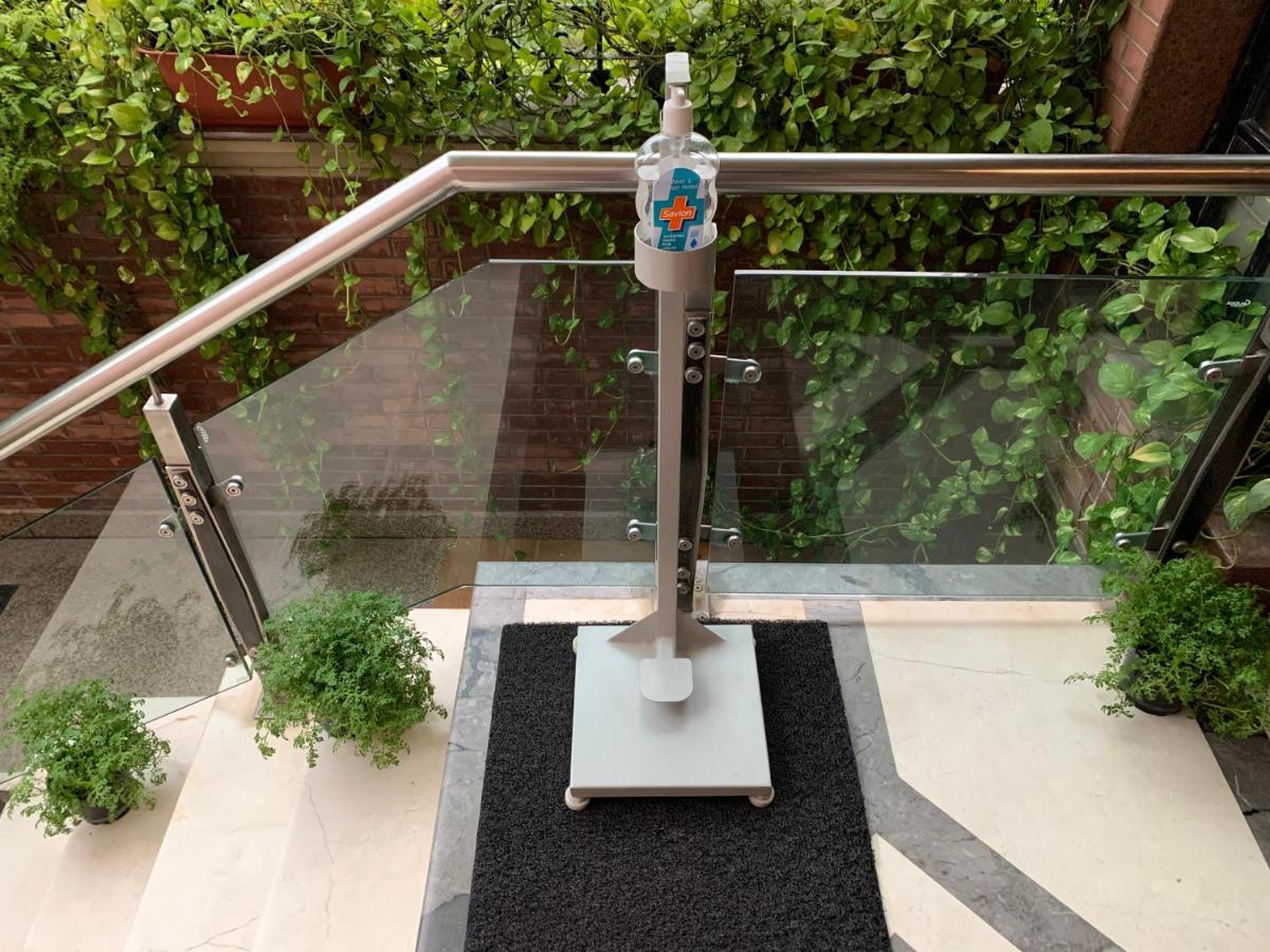 La Residence Gurgaon Bagian luar foto