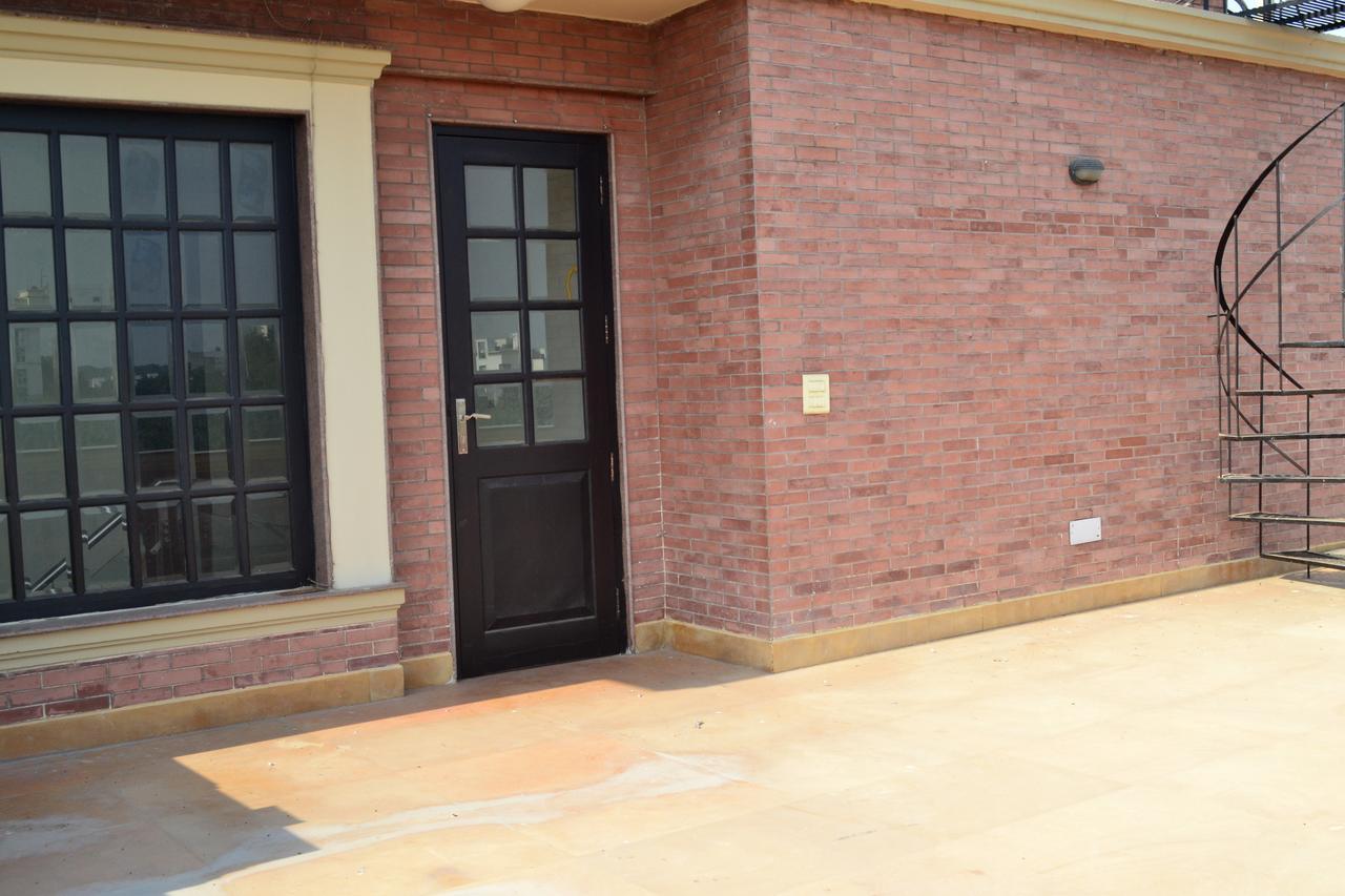 La Residence Gurgaon Bagian luar foto